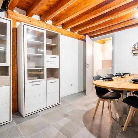 Al Centro Di Appartement